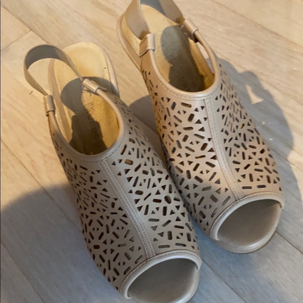 Wedges - Picture 3 of 4